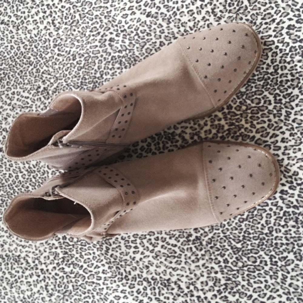 Seychelles tan suede boot SZ 8 1/2